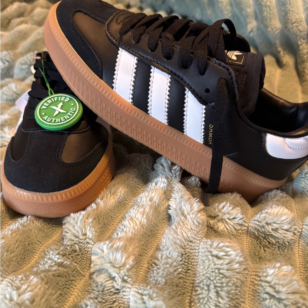 NEW Adidas Samba Black and White Sneakers